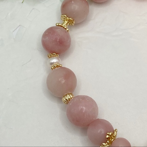 Nature Pink Opal Bracelet - Picture 7 of 9